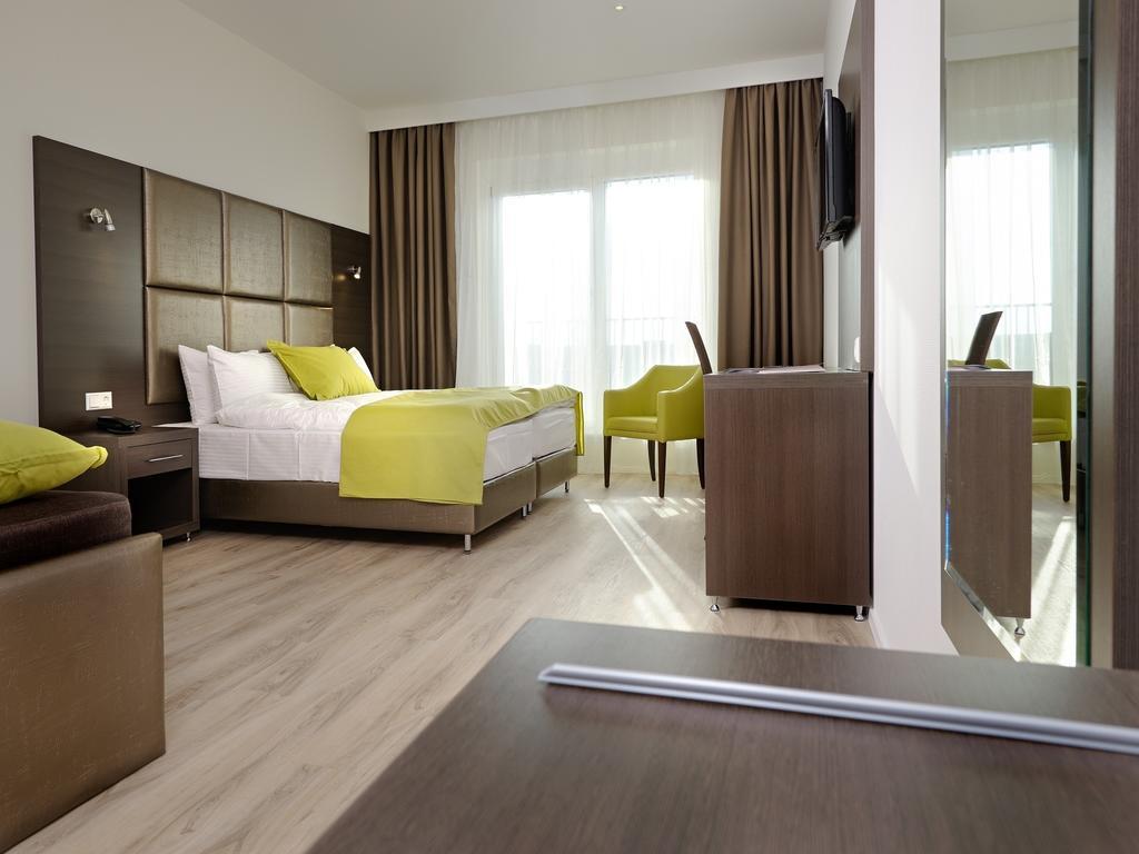 Boutique Hotel Bellevue Rheinfelden / Basel Pokoj fotografie